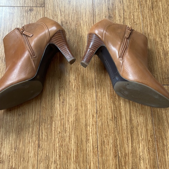 Banana Republic Leather Boots Booties - Picture 4 of 8